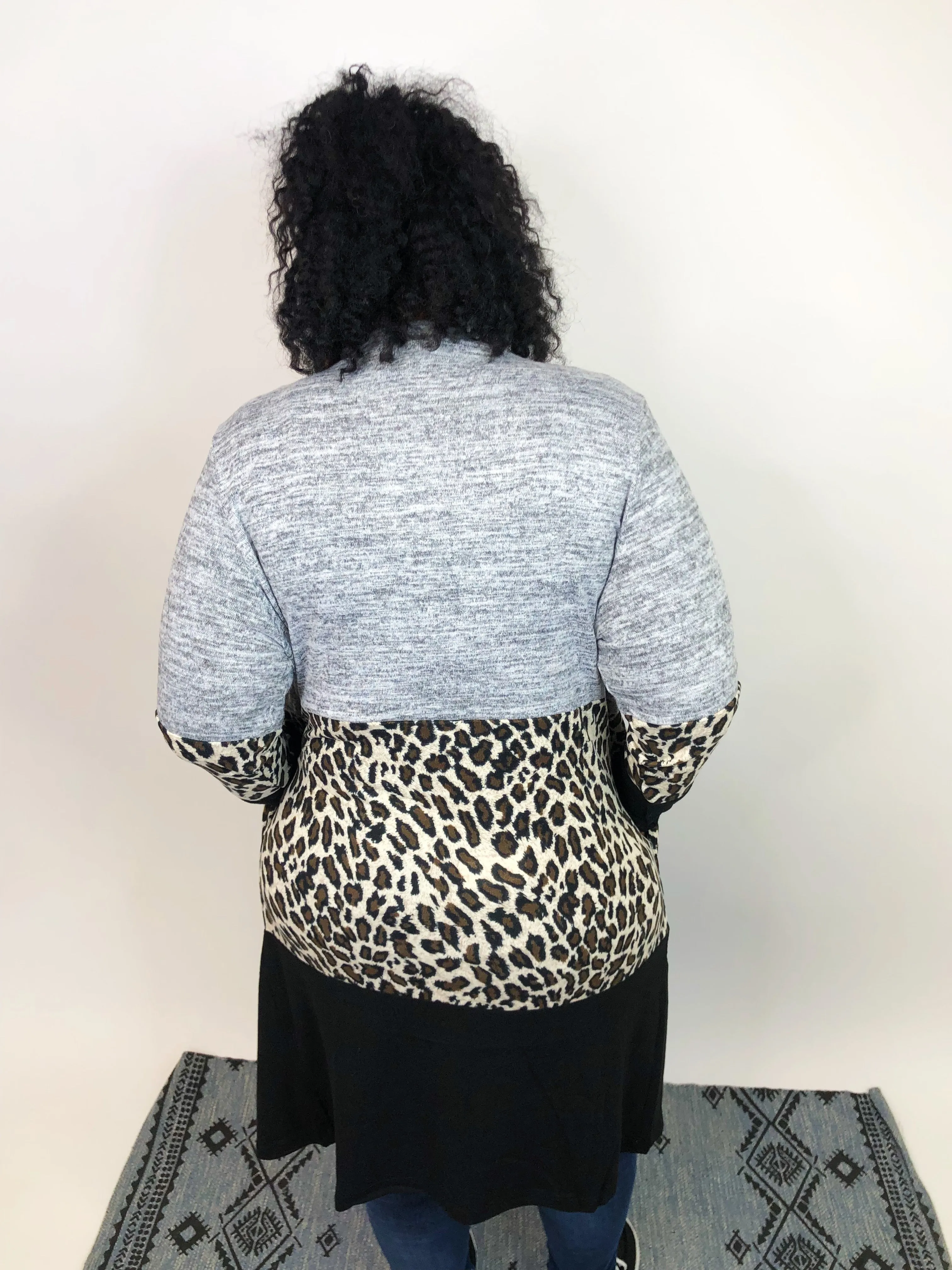 #K702 Cardigan Of Secrets (Leopard)