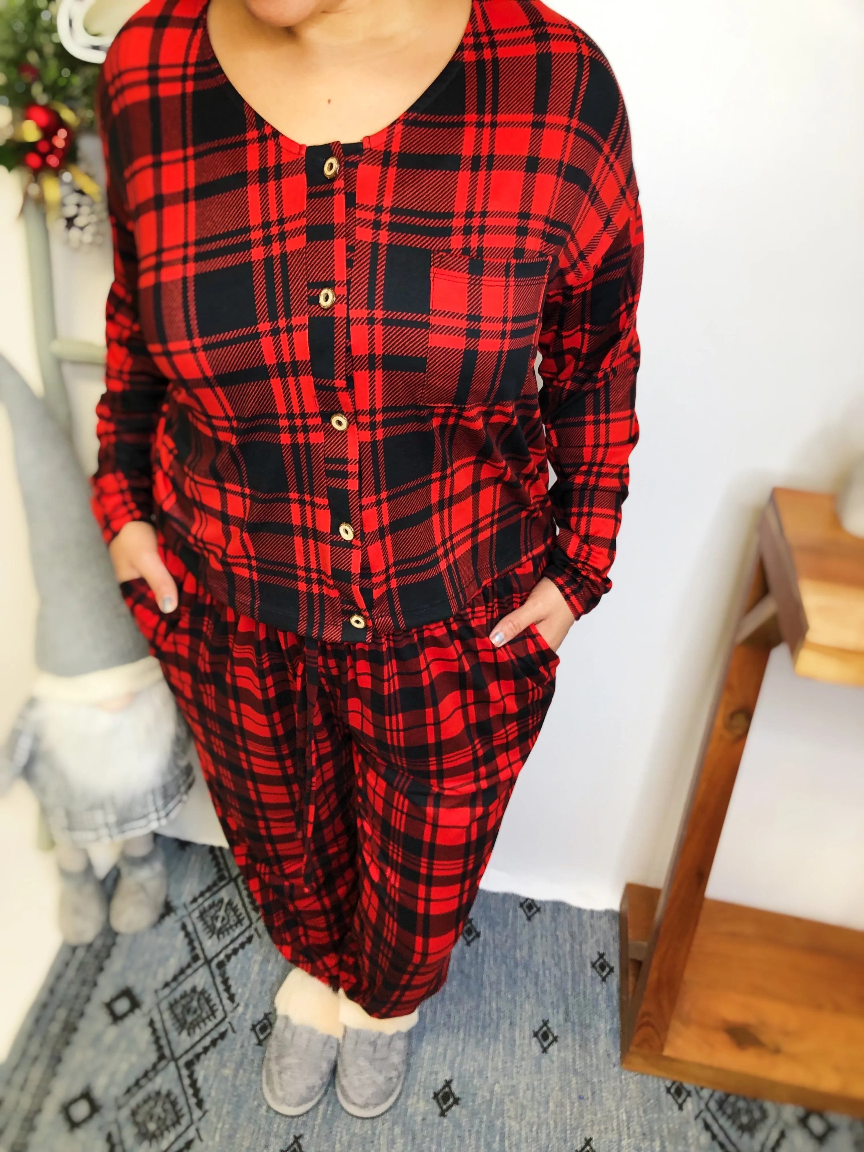 #L522 The Perfect Plaid Match Set (Red/Black)