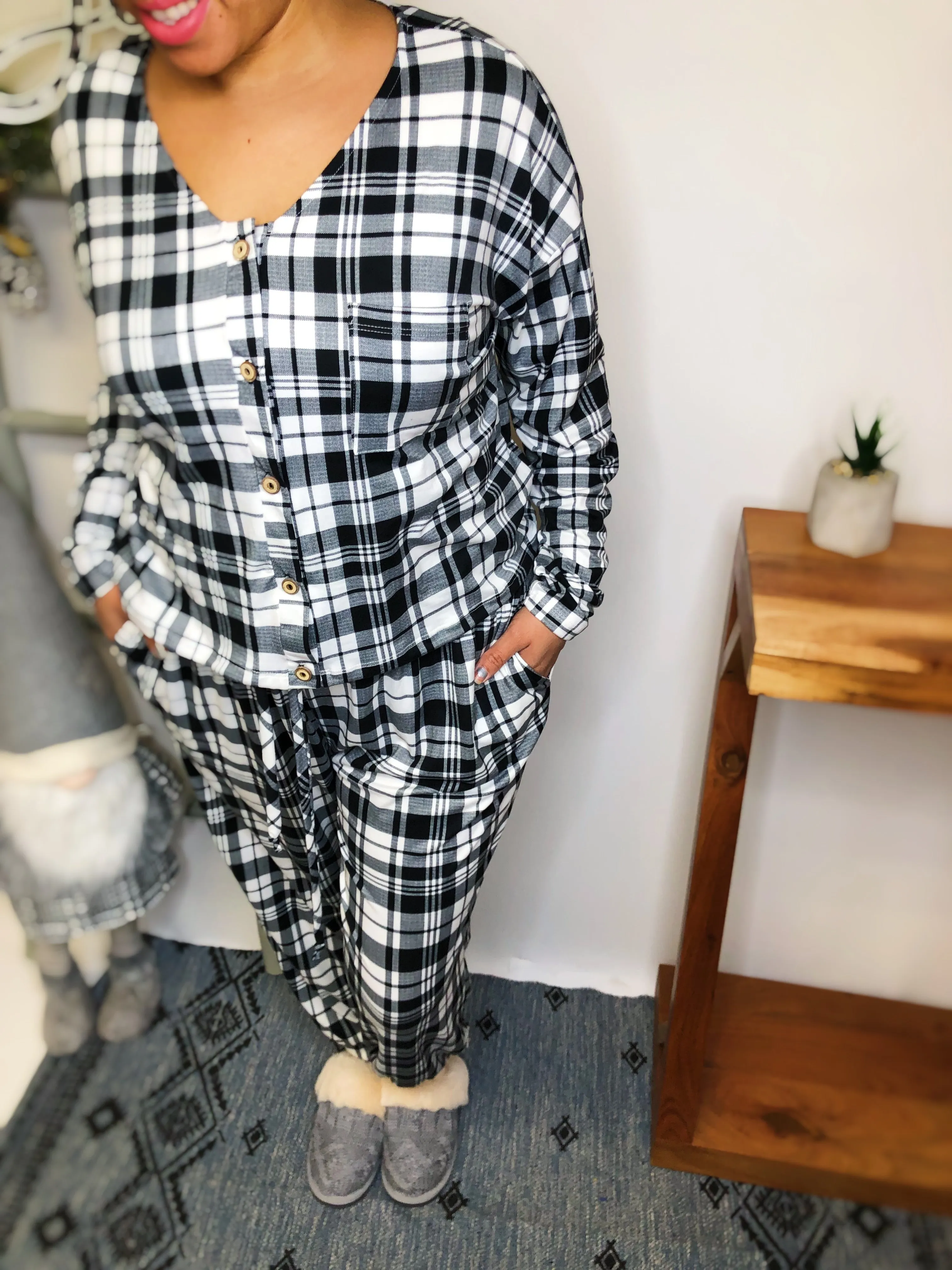 #L523 The Perfect Plaid Match Set (White/Black)