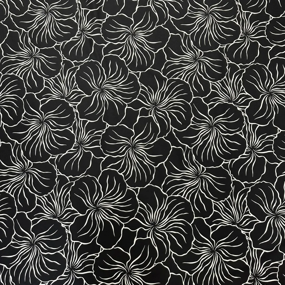 Modern Hibiscus Print Gift Wrapping Fabric / Furoshiki  | Brack - 1223FB-BL1