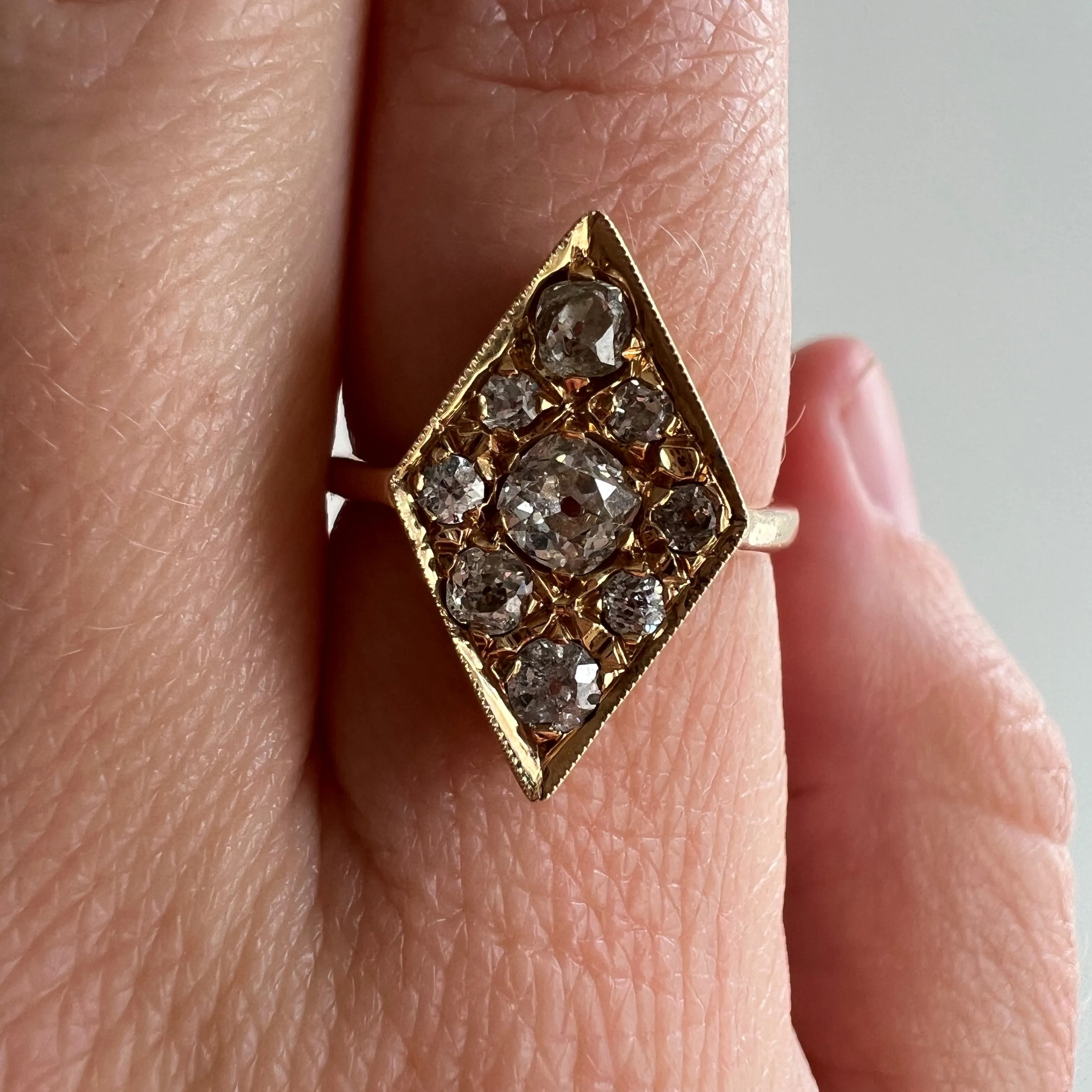 V I N T A G E // diamond of diamonds / 14k yellow gold and ~.75tcw old mine cut diamonds / size 5.5