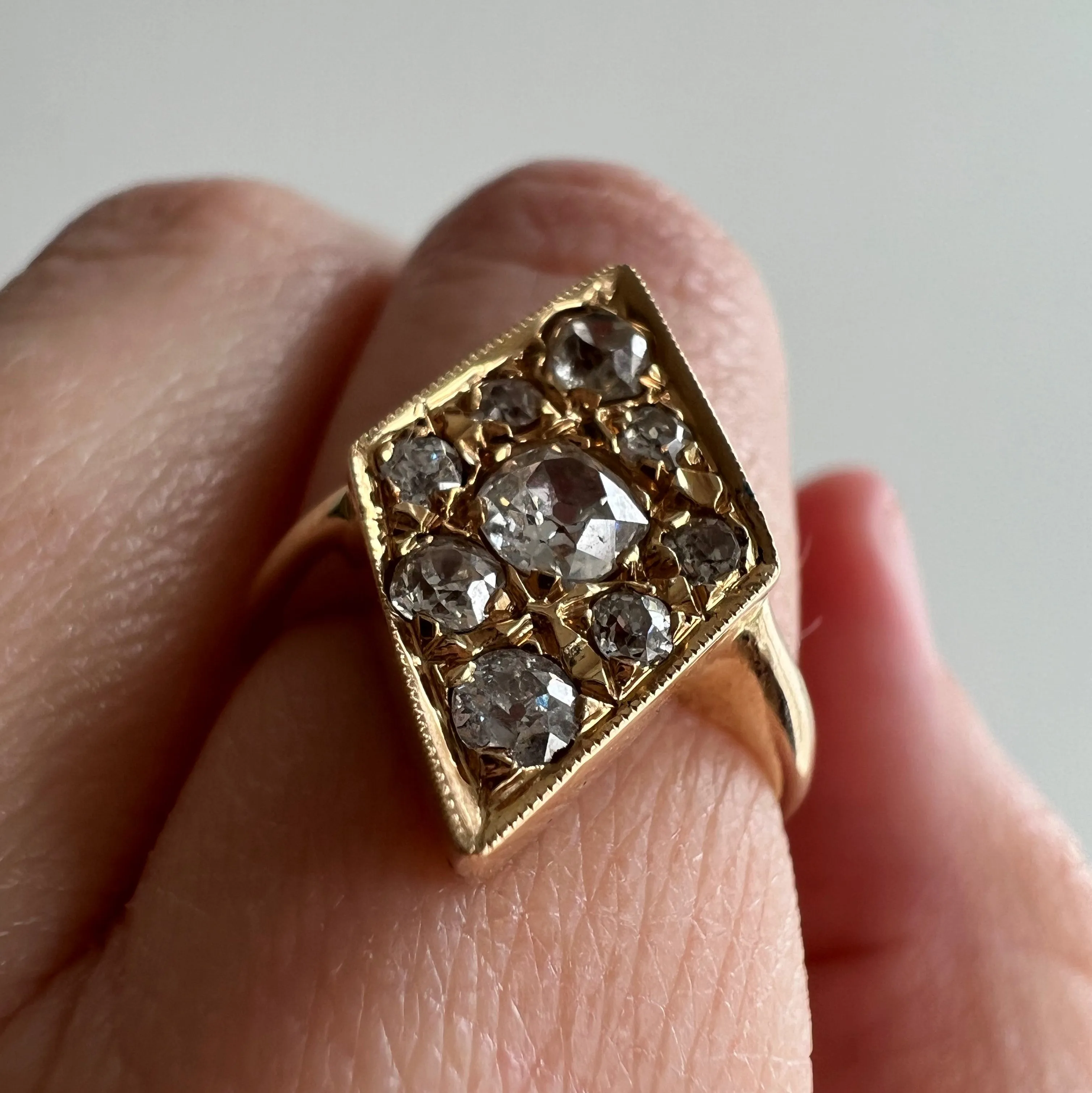 V I N T A G E // diamond of diamonds / 14k yellow gold and ~.75tcw old mine cut diamonds / size 5.5