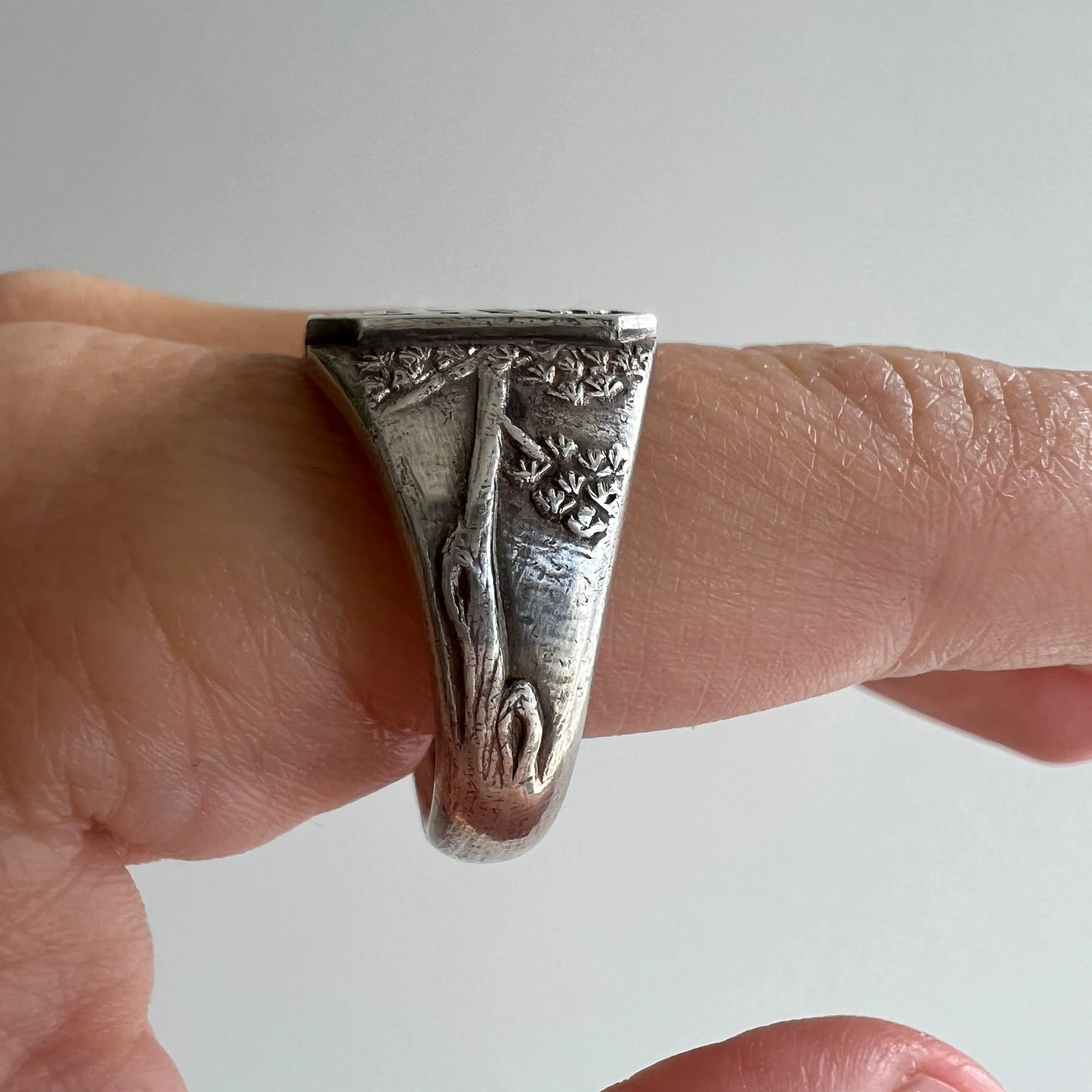 V I N T A G E // framed longevity / sterling silver Chinese longevity character ring / size 11.25